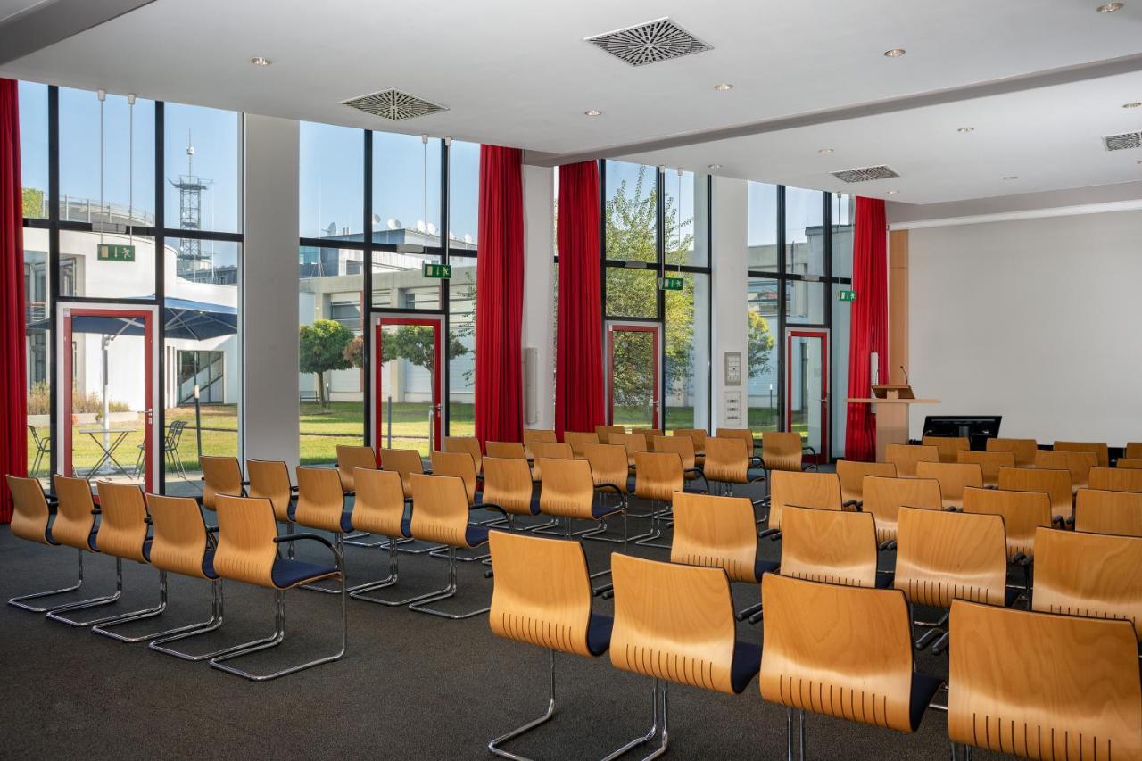 Greet Hotel Darmstadt - An Accor Hotel - Exterior photo