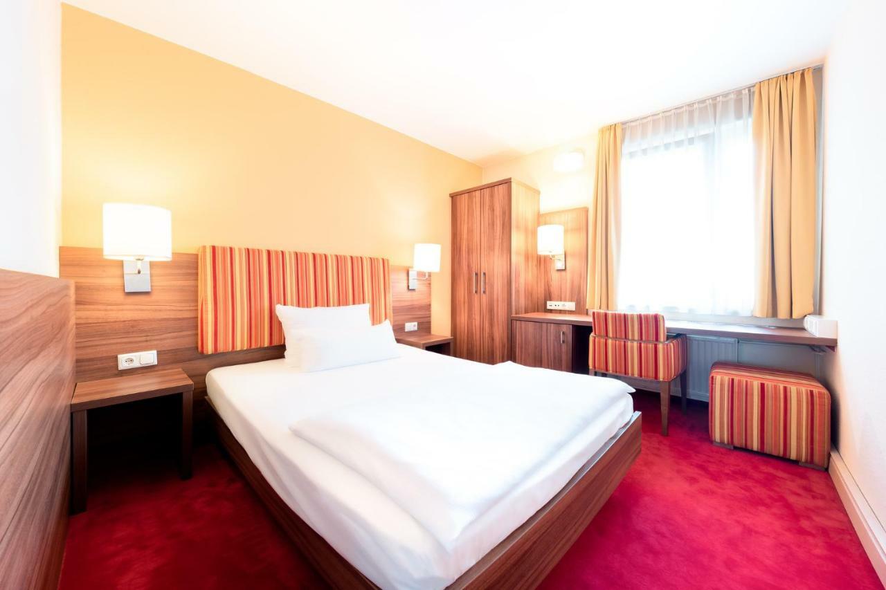 Greet Hotel Darmstadt - An Accor Hotel - Exterior photo